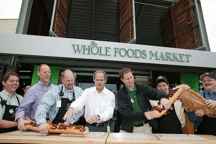 Jeff-Campbell-store-manager-Whole-Foods-Market-Austin-opening-day